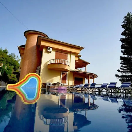 Berkay Villas 2 ألانيا