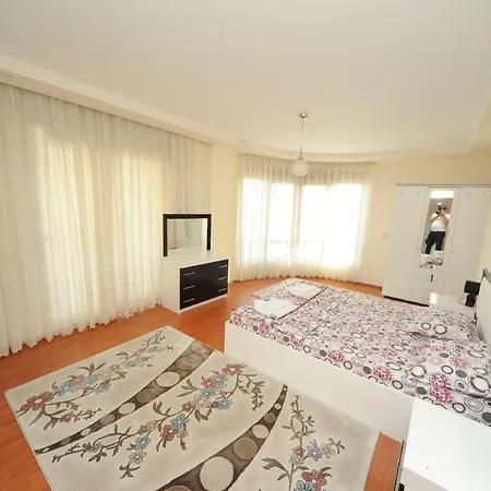 Berkay Villas 2 ألانيا