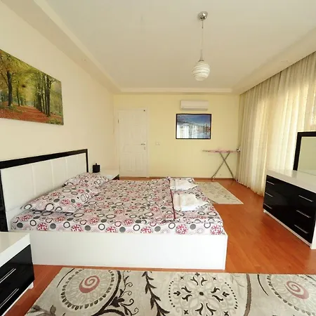 Berkay Villas 2 ألانيا