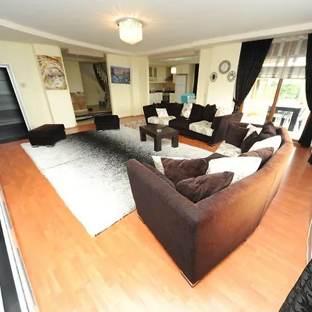 فيلة Berkay Villas 2 *